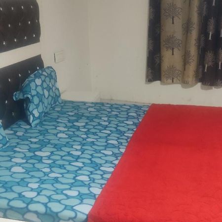 Mishra Residency Hotell Amritsar Eksteriør bilde